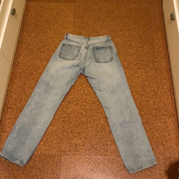 Light washed mom jeans - Picture 2 of 3